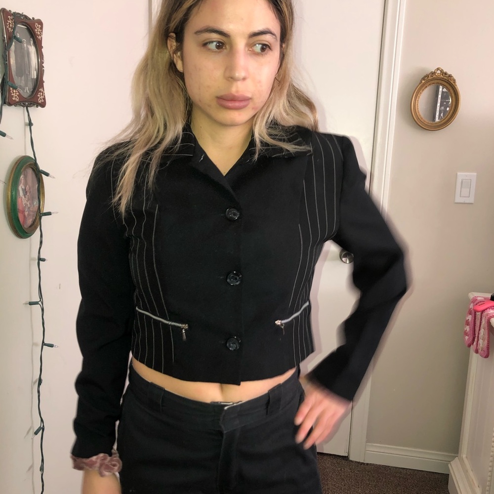 Jacket - Picture 4 of 10